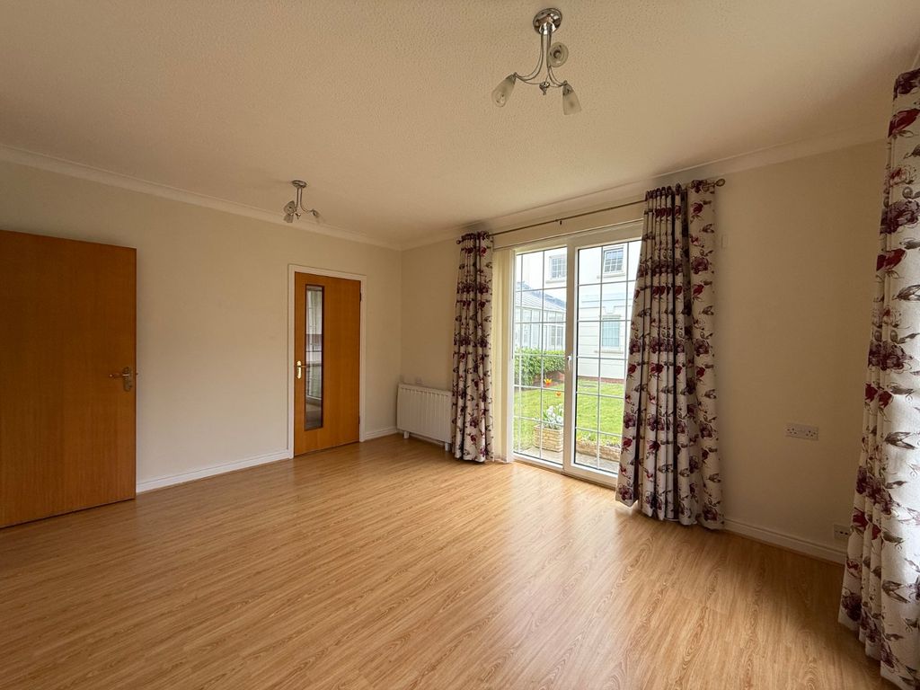 Property photo 3 of 10 Picture No. 16