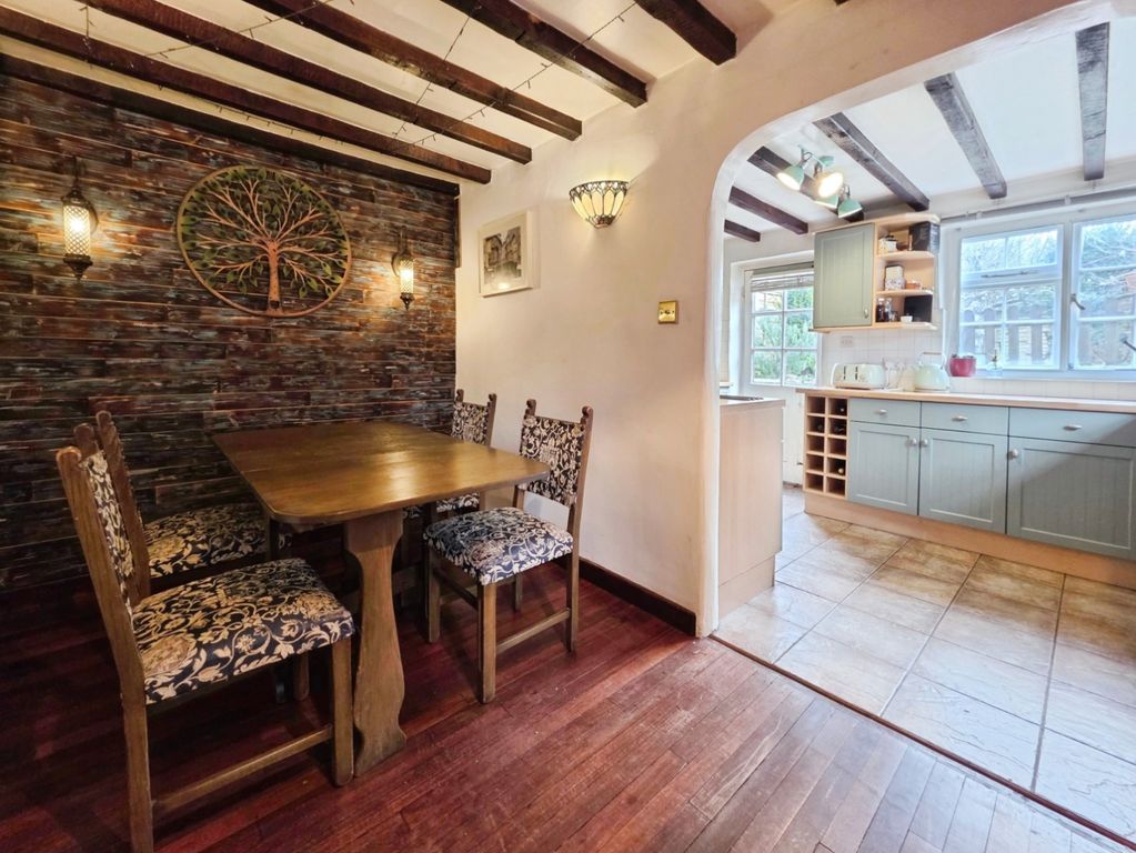 Property photo 3 of 11 Pbox-Img.Jpg