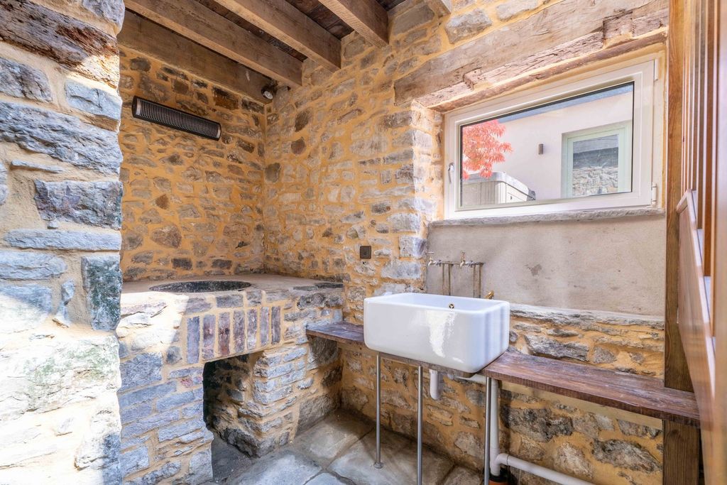 Additional image 50 of 8 bed link detached house for sale61 St. James Street, Narberth SA67