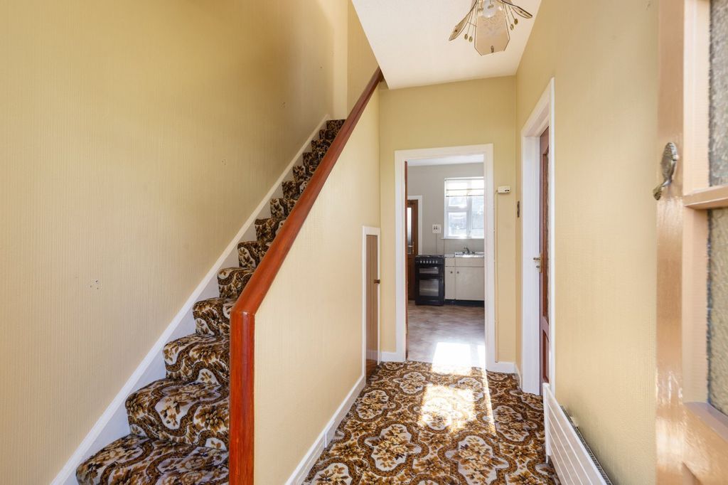Property photo 2 of 14 Picture No. 03