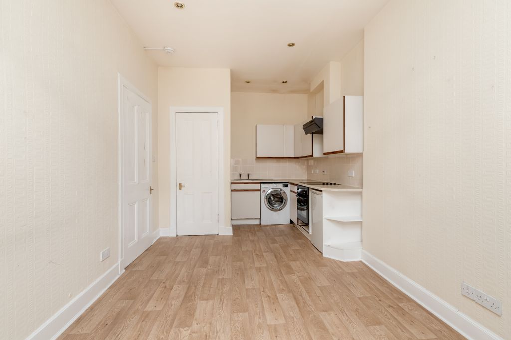 Property photo 3 of 10 Property Image 3