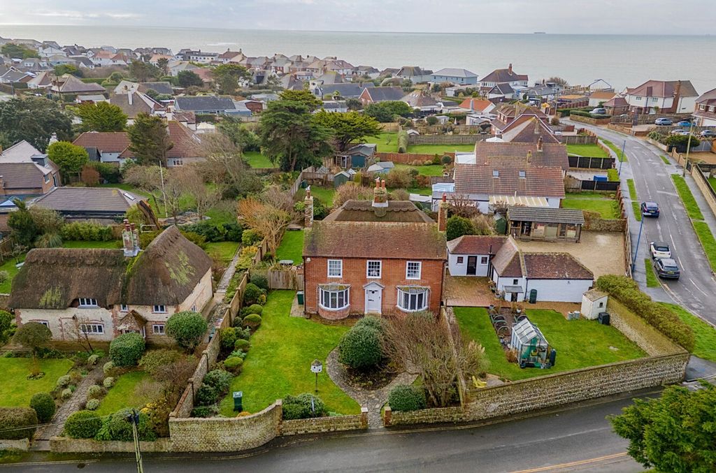 Property photo 2 of 38