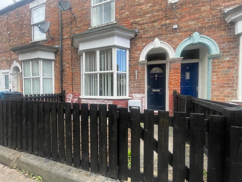 Property photo 1 of 11 Front Exterior