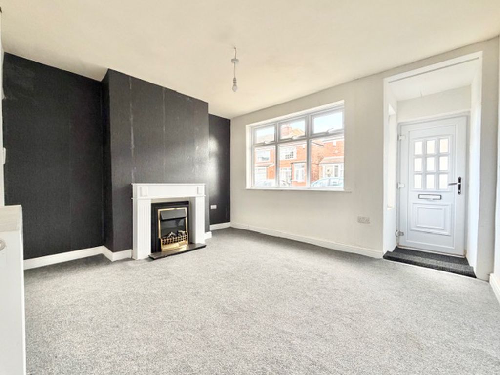 Property photo 2 of 10 Lounge