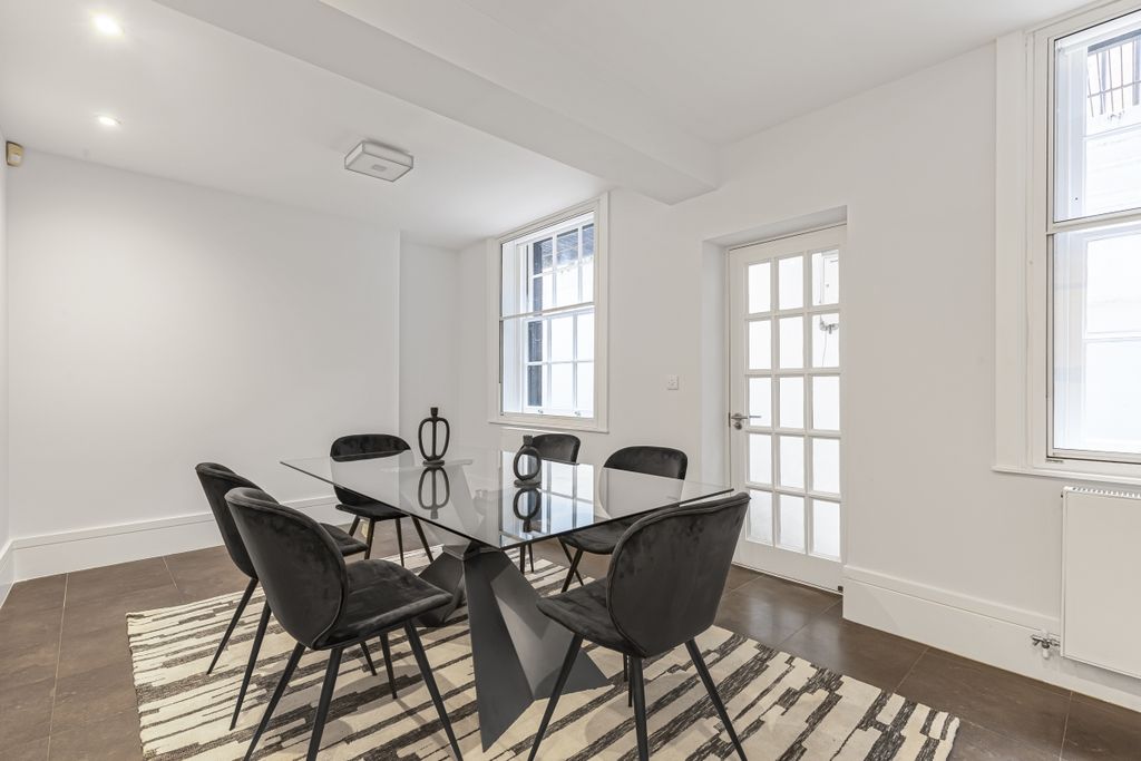 Property photo 3 of 28 Hdwe-24_Welbeck_W...