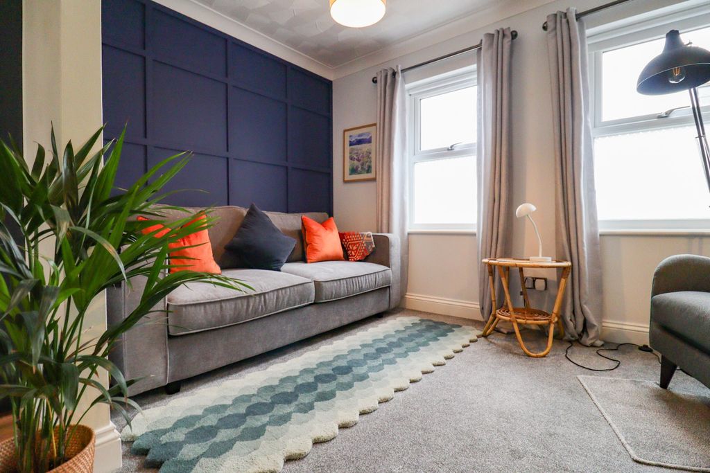 Property photo 3 of 14 5345099