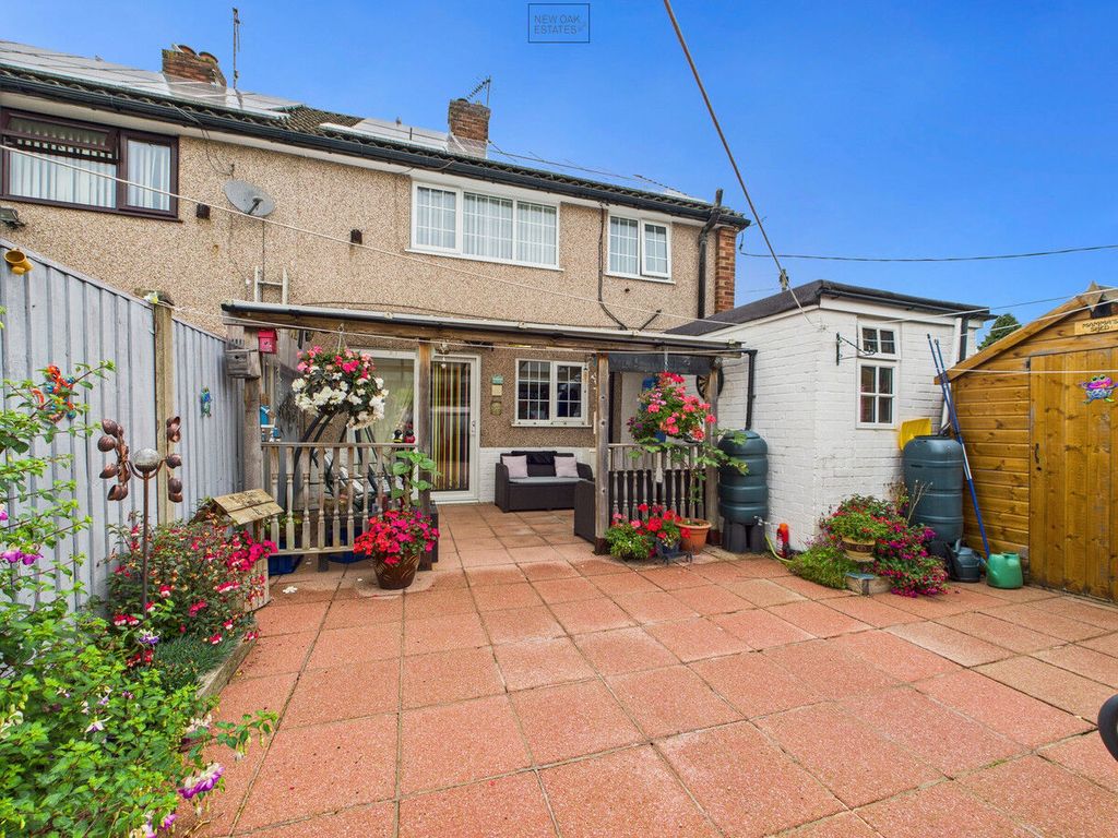 Property photo 1 of 27