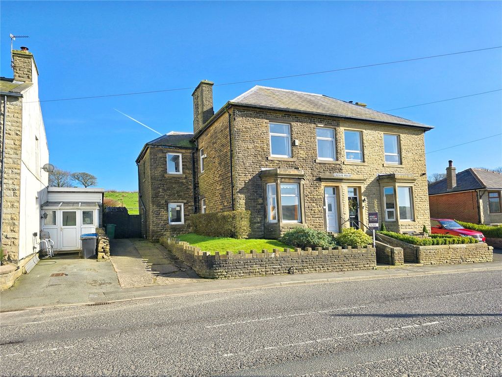 Property photo 1 of 22 Large Period Semi