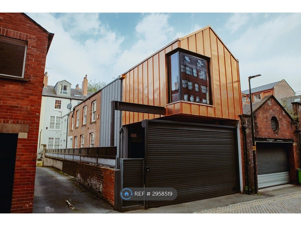 Property photo 1 of 25