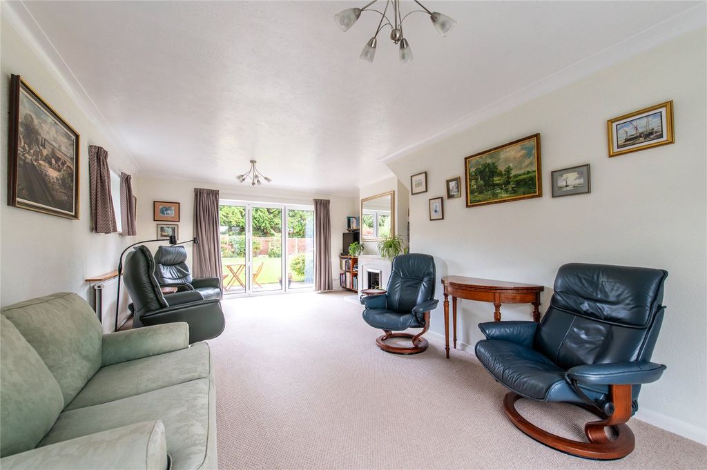 Property photo 2 of 32 Picture No. 09