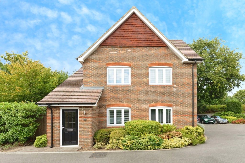 Property photo 2 of 13 Photo