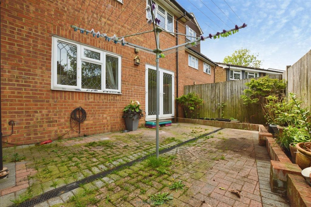 Property photo 2 of 22