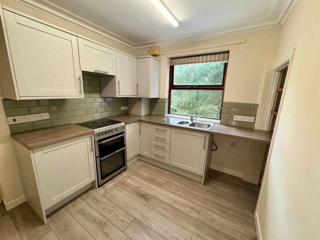 Property photo 2 of 6 Img_3704