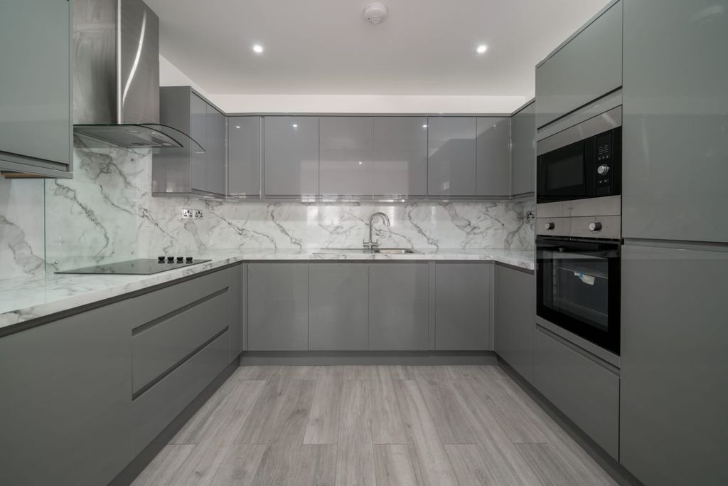 Property photo 2 of 16 View