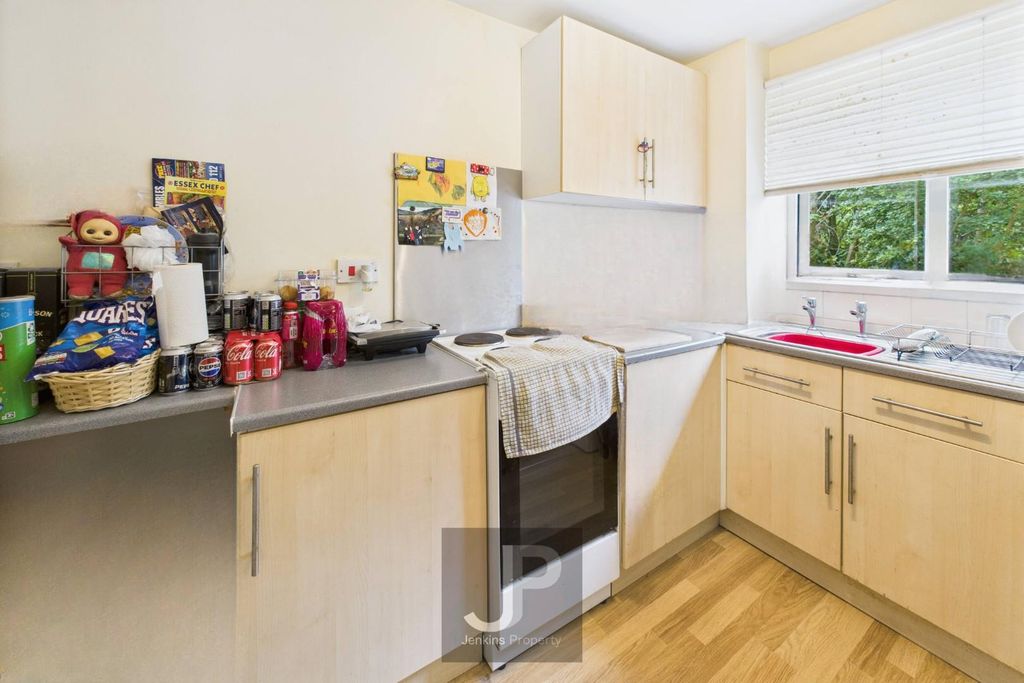 Property photo 3 of 5 Cam01632G0-Pr0204-Still004.Jpg