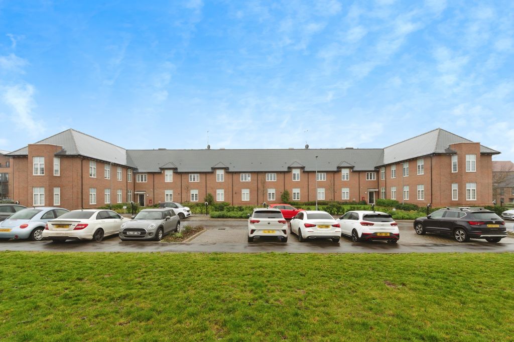 Property photo 3 of 18