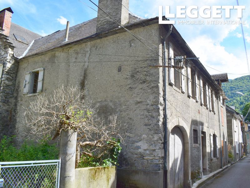 Property photo 3 of 10