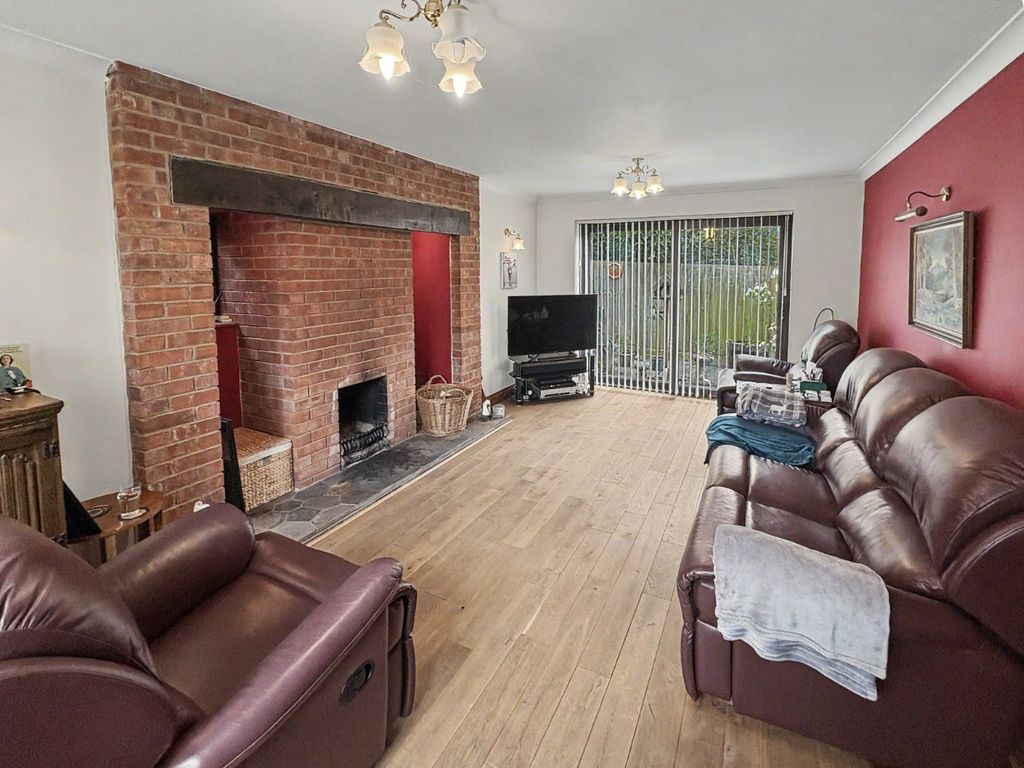 Property photo 3 of 32 5163458