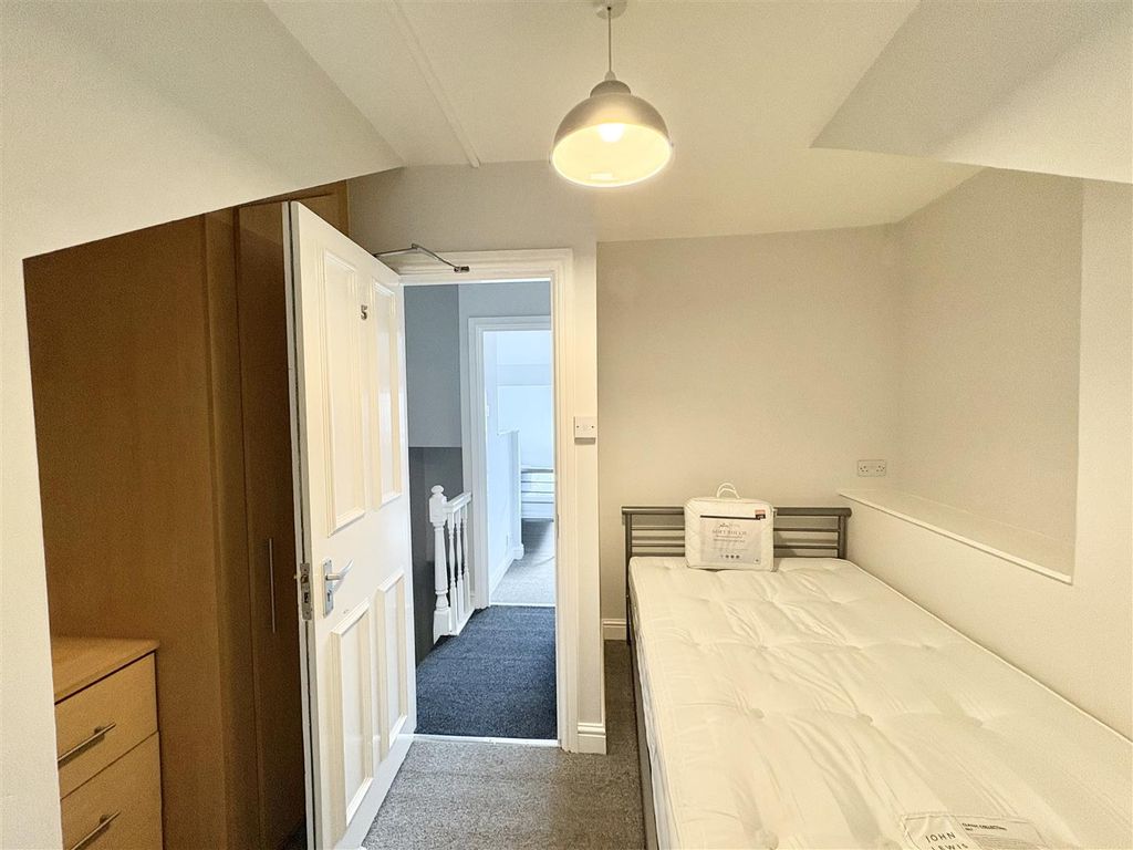 Property photo 2 of 19 Image00002.Jpeg