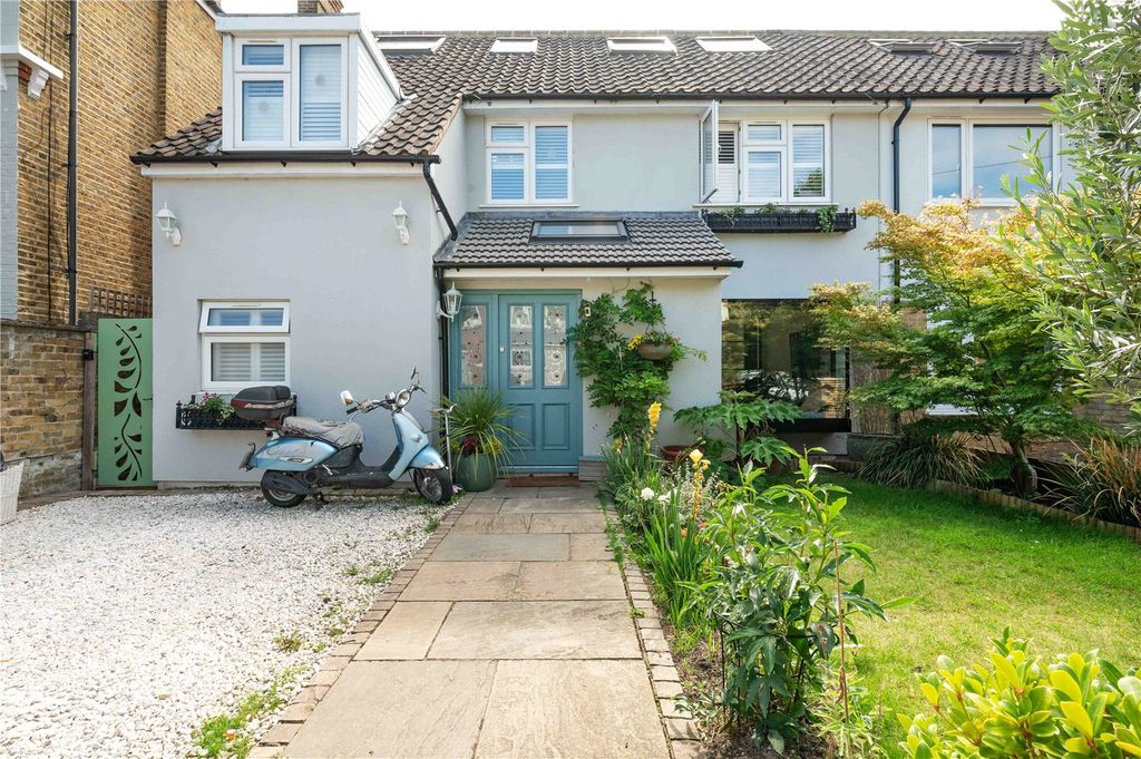 Property photo 2 of 14 Picture No. 05