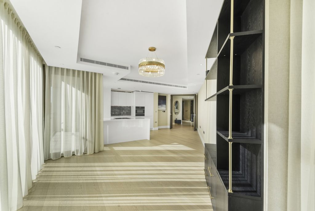 Property photo 3 of 20 Sherrin House