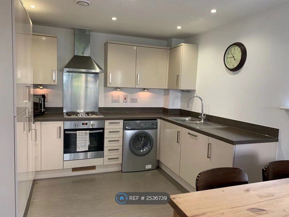 Property photo 2 of 15 Kitchen