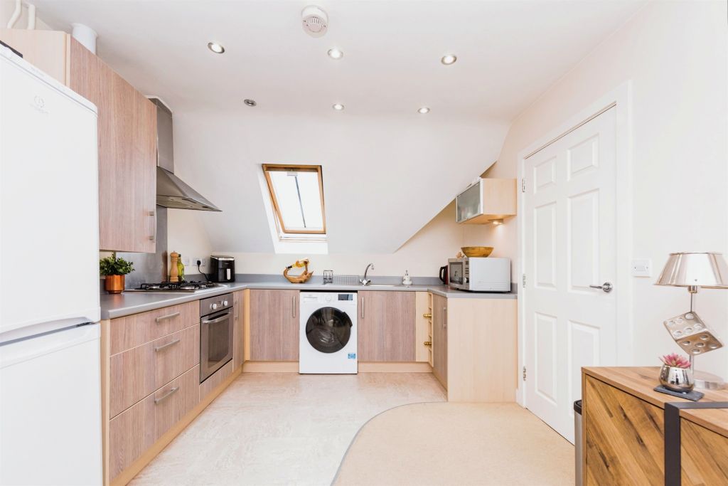 Property photo 3 of 17