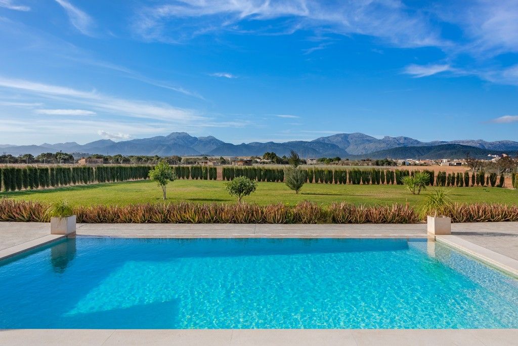 Property photo 3 of 20 Pool View