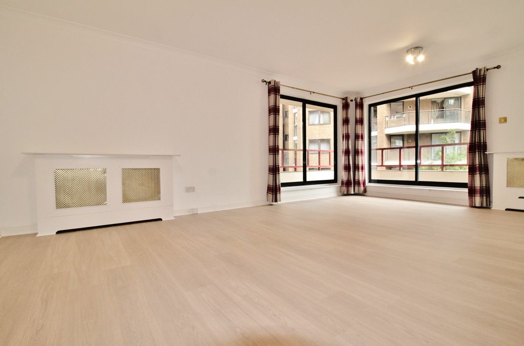 Property photo 1 of 11 Photo 1