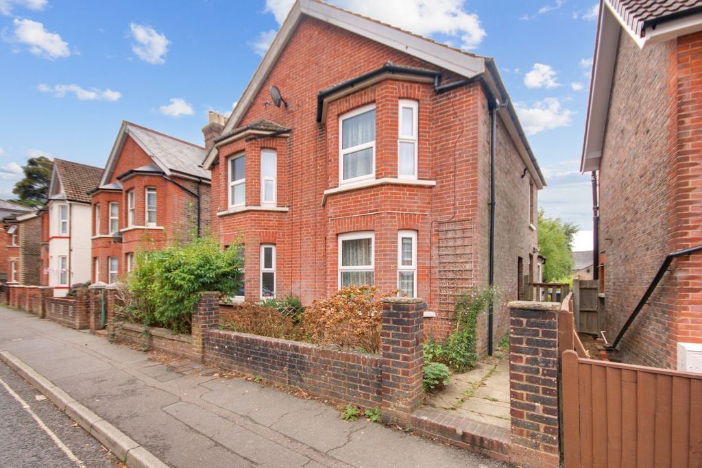 Property photo 1 of 13