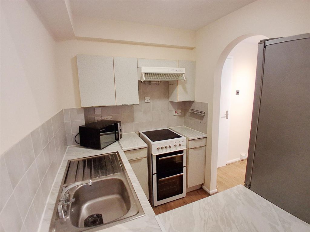 Property photo 3 of 13 2
