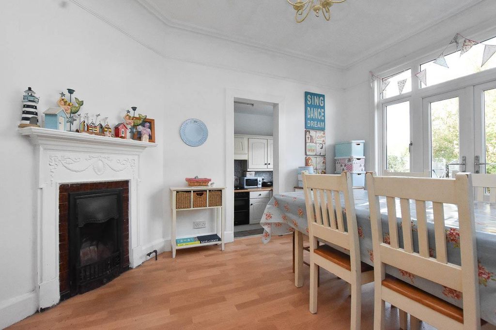 Property photo 3 of 14 Untitled-47.Jpg