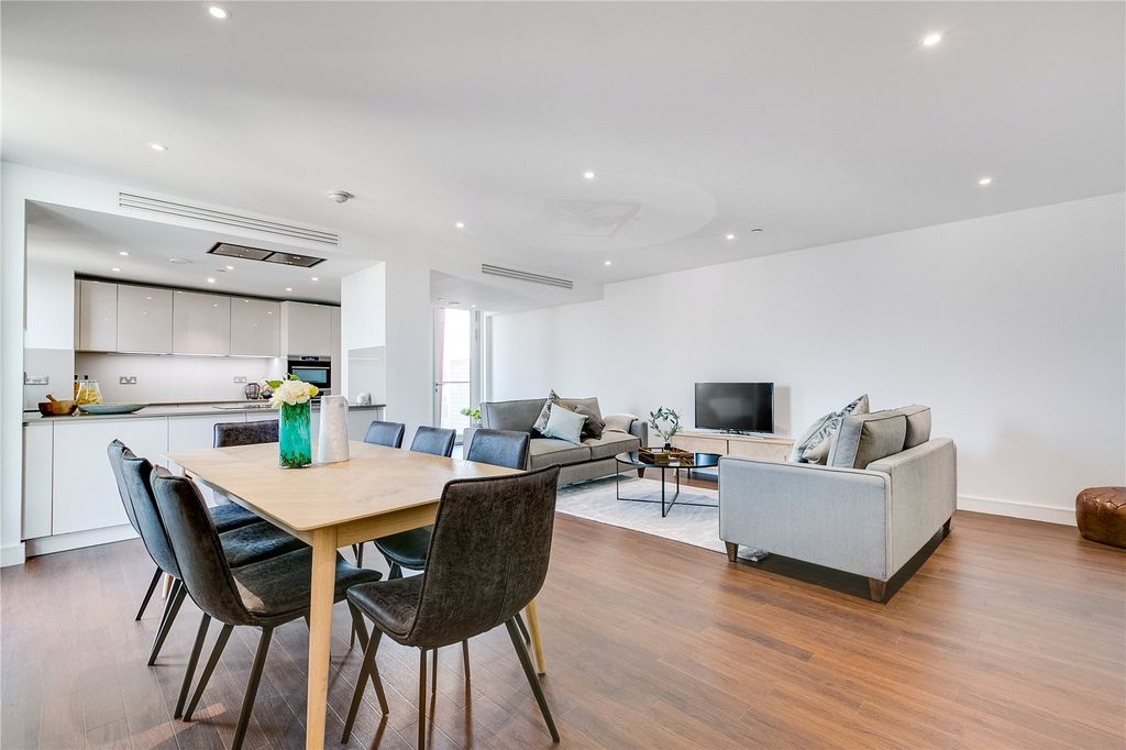 Property photo 1 of 14 Picture No. 11