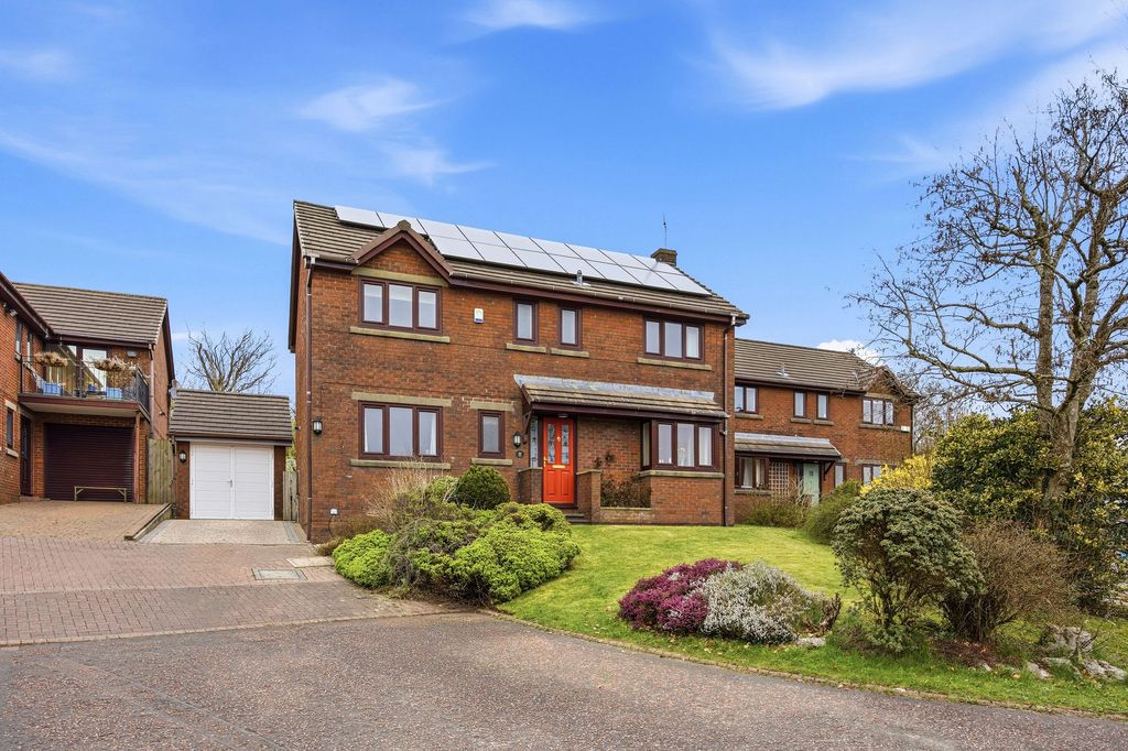 Property photo 1 of 31