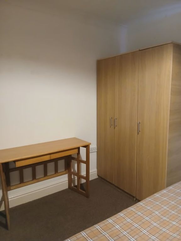 Property photo 3 of 3