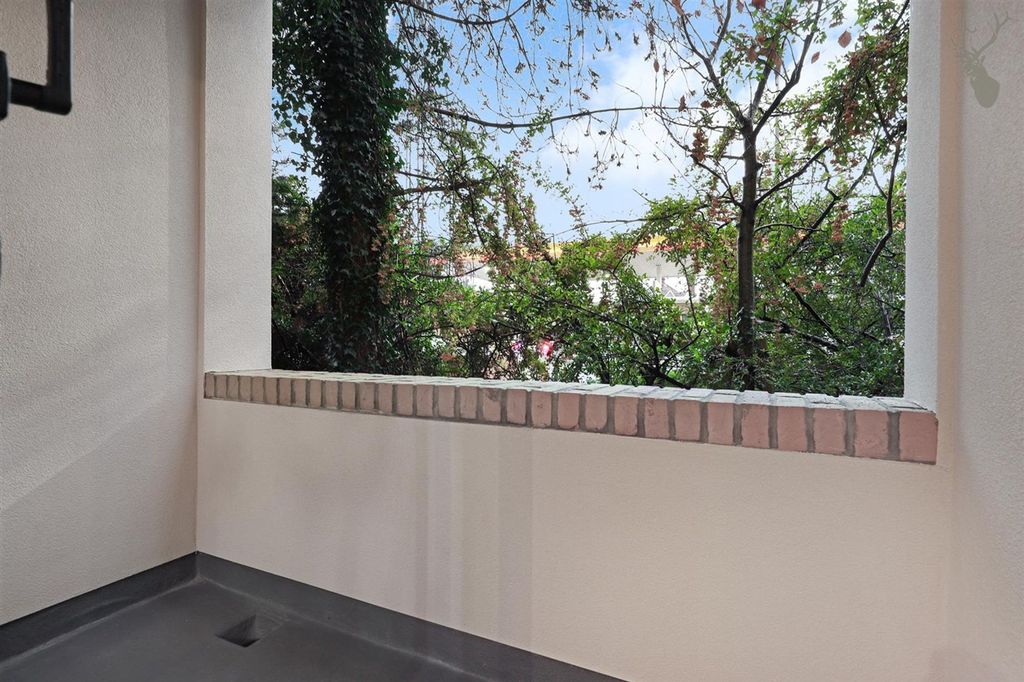 Additional image 10 of 1 bed flat for saleHalf Moon Lane, Epping CM16