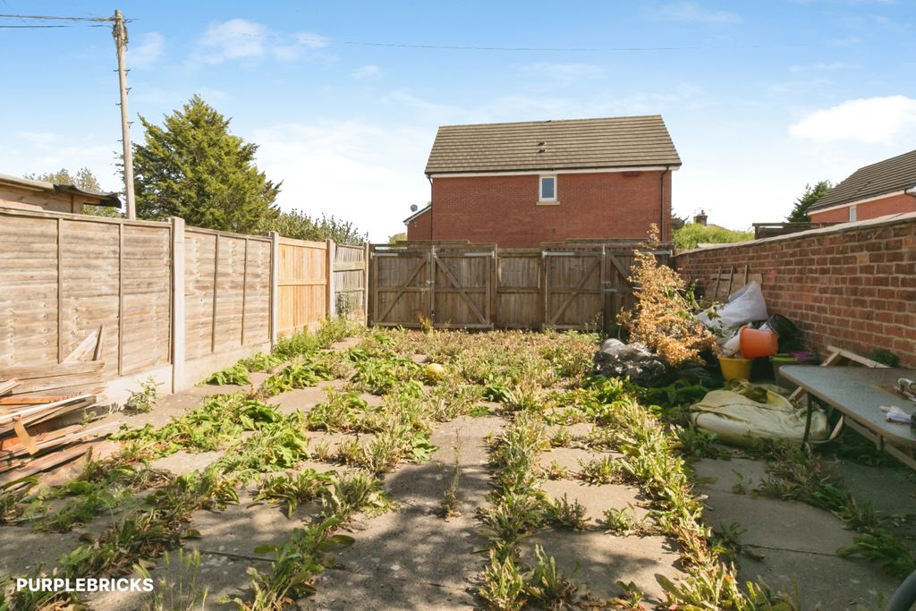 Property photo 1 of 25