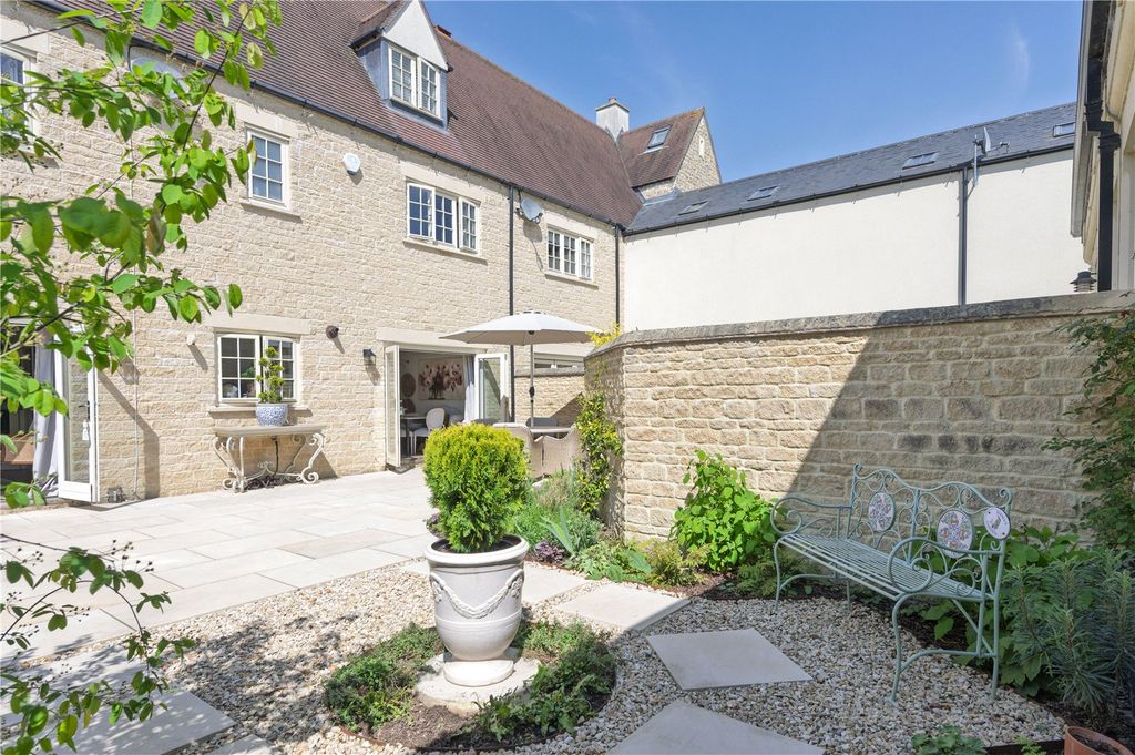Property photo 1 of 15 Rear Elevation