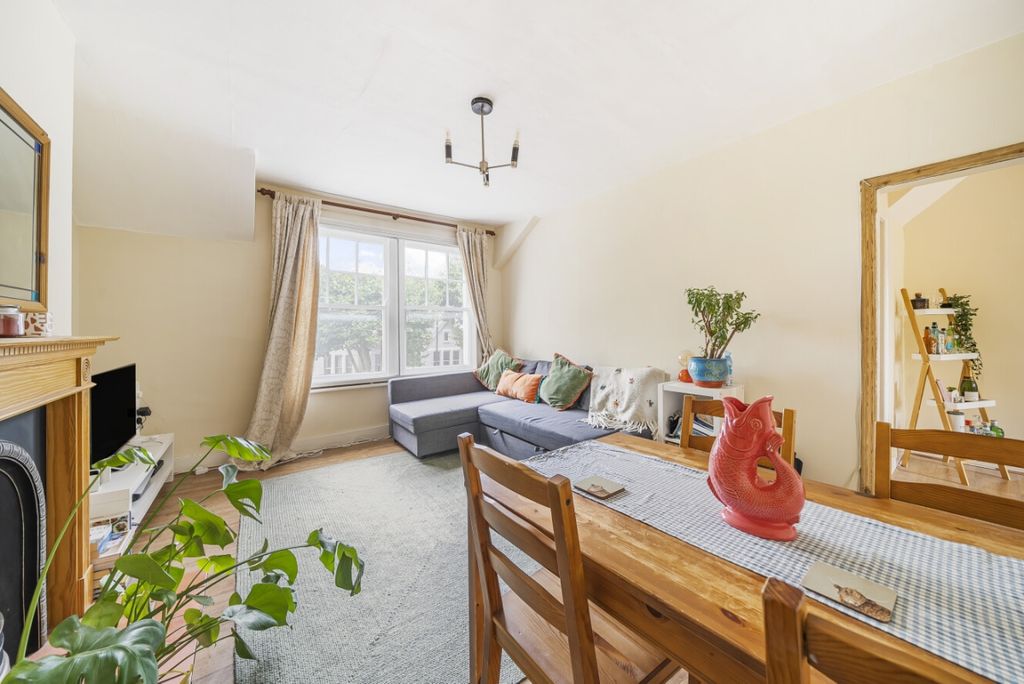 Property photo 1 of 7 1163842 (3)