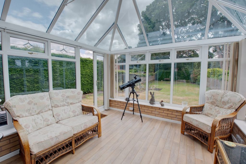 Property photo 3 of 18 Picture No. 11
