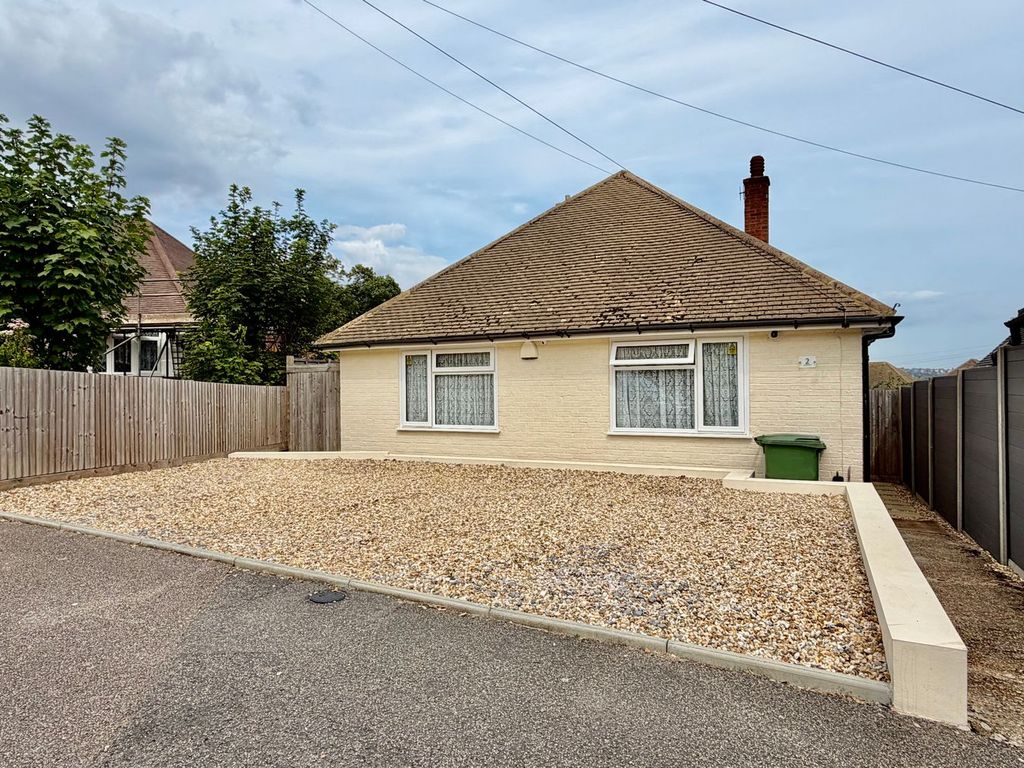 Property photo 1 of 21
