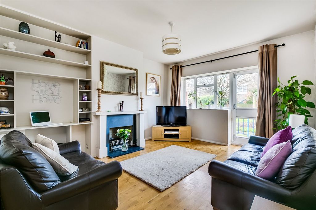 Property photo 1 of 6