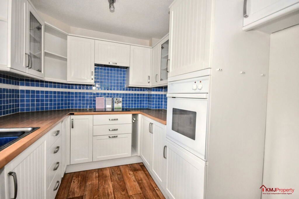 Property photo 3 of 8