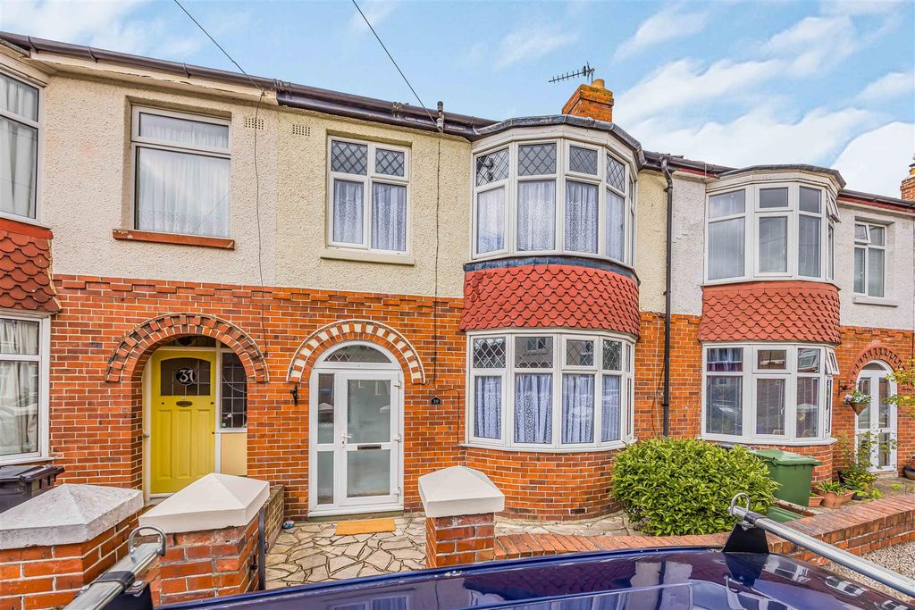Property photo 1 of 25 39 Wallisdean Avenue, Baffins-Small-Porticomarketi
