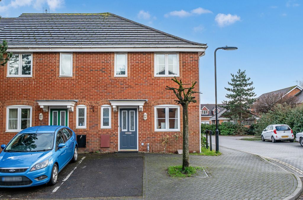 Property photo 1 of 12 1409325-3-6986167...