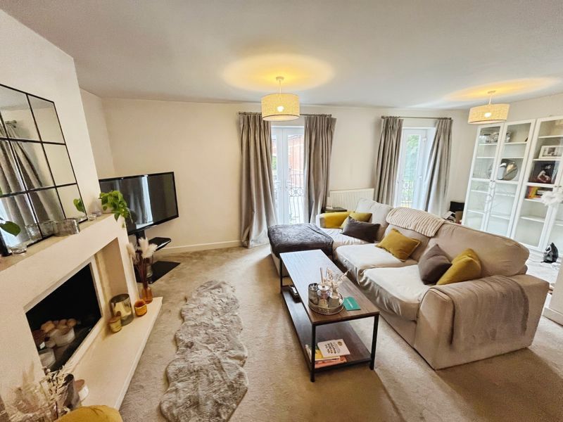 Property photo 3 of 17 Living Room