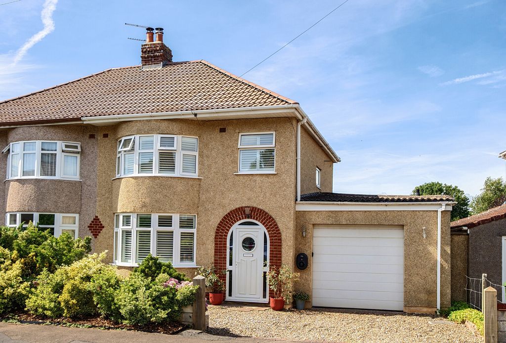 Property photo 1 of 25 1484227-25-6A453c...