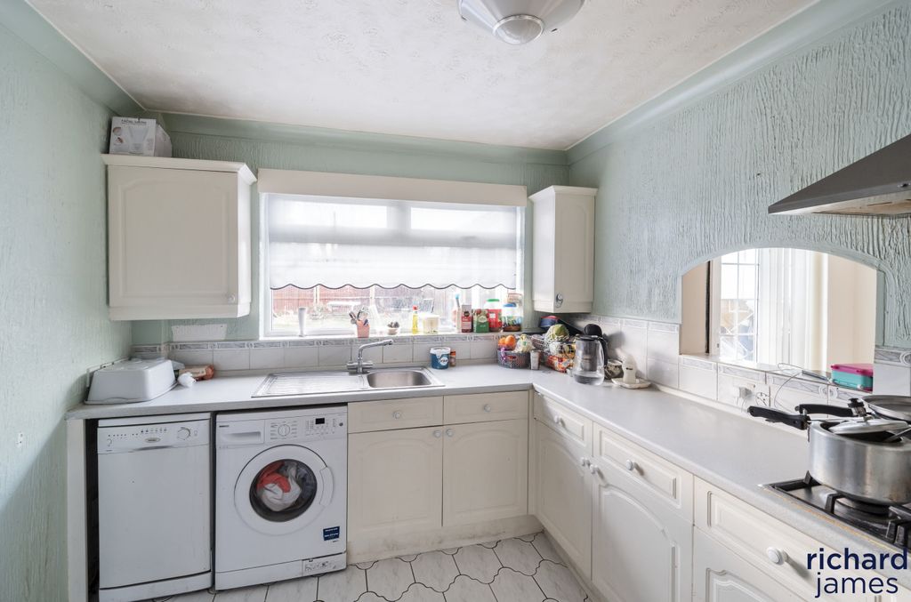 Property photo 2 of 9 Bxaqtsesn19046233