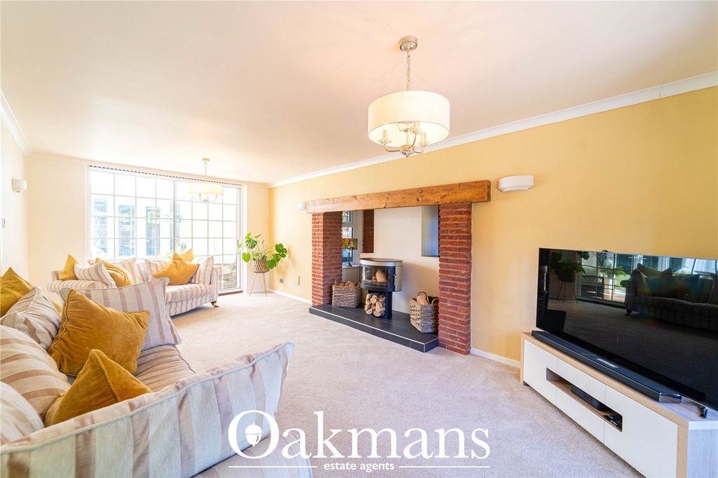 Property photo 2 of 48 Picture No. 18