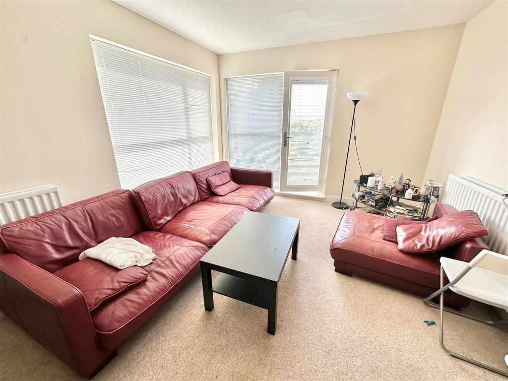 Property photo 2 of 12 Living Room.Jpg